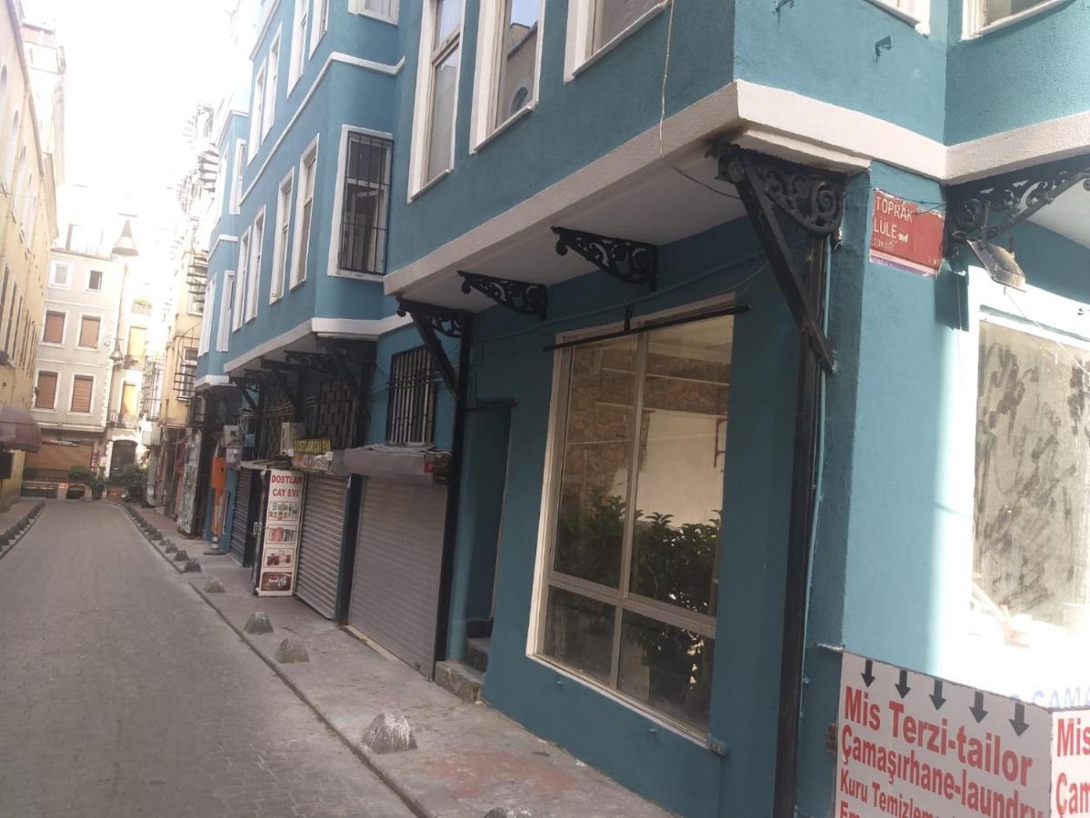 Taxim Hostel (Adults Only) Истанбул Екстериор снимка